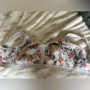 Floral Cotton No-Wire Unlined Cacique Bra - 40H